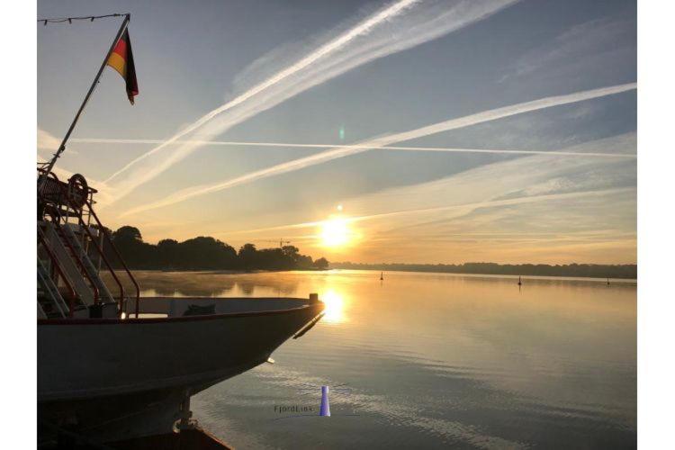 Hausboot Fjord Aries Mit Dachterrasse In Schleswig Hotell Exteriör bild
